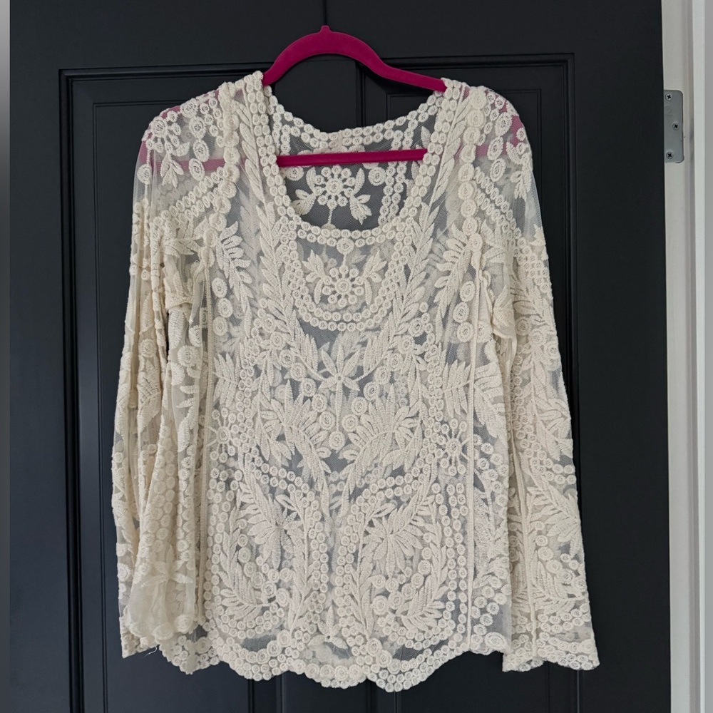 Boho Lace Crochet Long-Sleeve Top - Cream